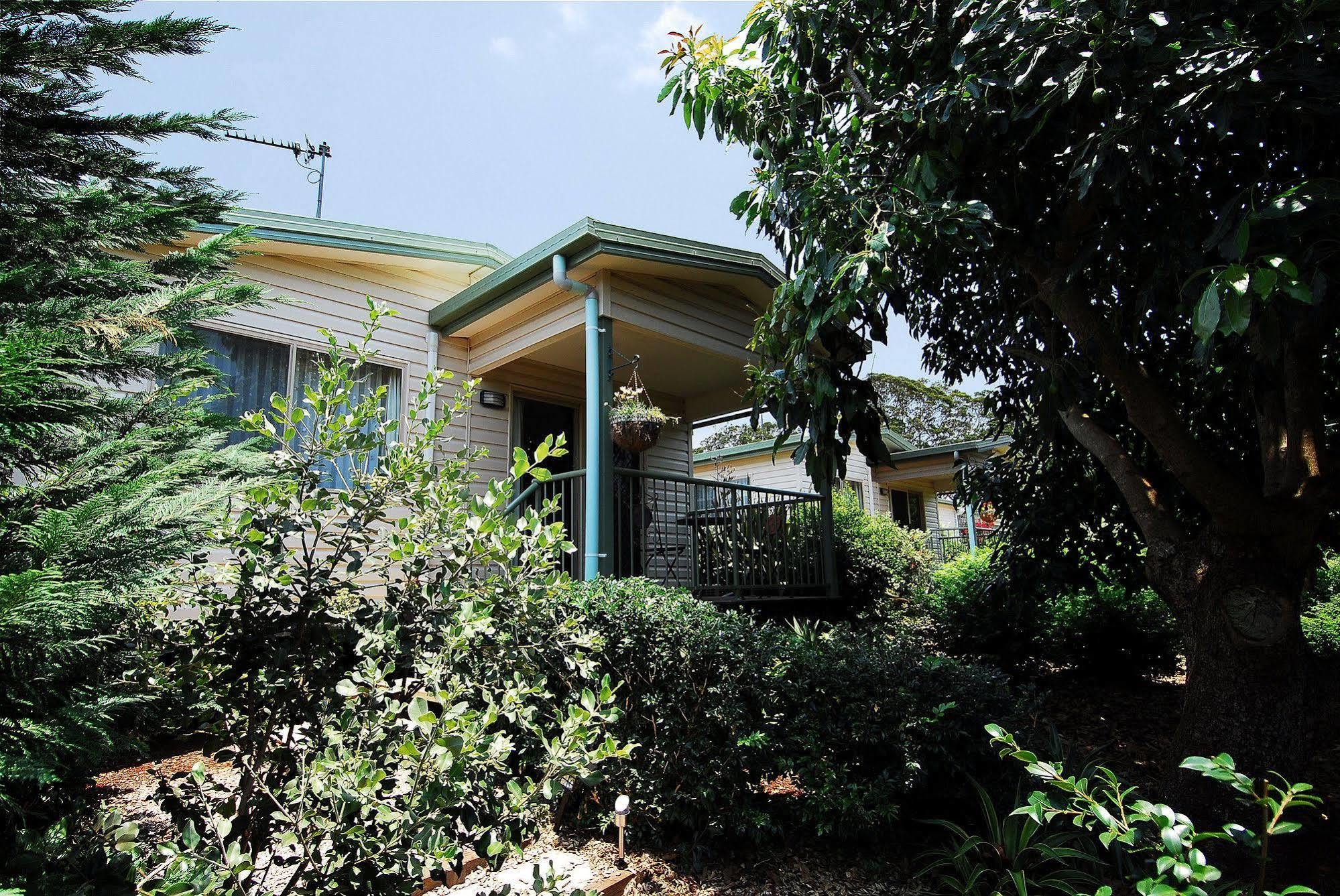 คาเมล็อท คอทเทจส์ Villa ภูเขาแทมโบรีน ภายนอก รูปภาพ
